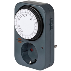 griffbereit24 - Brennenstuhl Zeitschaltuhr MZ 20, mechanische Timer- Steckdose (Tages-Zeitschaltuhr mit erhöhtem Berührungsschutz) grau Nr.  1506450