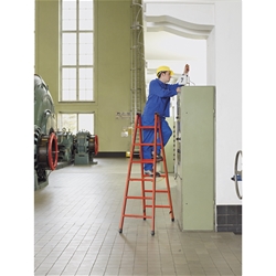 Zarges EFA B Kunststoff-Stehleiter 2x4 Sprossen, Leiterlänge 1,32m, Arbeitshöhe 2,60m Nr. 41261