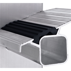 Zarges Saferstep S Stehleiter 4 Stufen, Plattformhöhe 1,06m, Arbeitshöhe 3,10m Nr. 41374