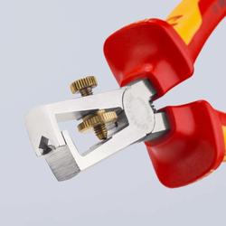 Knipex Abisolierzange mit Öffnungsfeder, universal isoliert mit Mehrkomponenten-Hüllen, VDE-geprüft verchromt 160 mm (SB-Karte/Blister) Nr. 11 06 160 SB