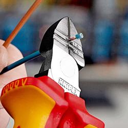 Knipex Abisolier-Seitenschneider isoliert mit Mehrkomponenten-Hüllen, VDE-geprüft verchromt 160 mm Nr. 14 26 160