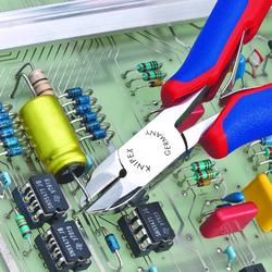 Knipex Elektronik-Seitenschneider mit eingesetzter Hartmetallschneide mit Mehrkomponenten-Hüllen 120 mm Nr. 77 02 120 H