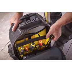 Stanley Essential Rucksack mit Teleskopgriff und Rädern, 15kg Ladefähigkeit Nr. STST83307-1