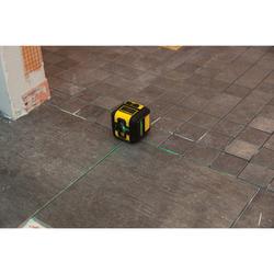 Stanley Kompakter Linien-Laser Cross90 mit grüner Diode, horizontaler und vertikaler Linie mit zusätzlicher vertikaler Linie Nr. STHT77592-1