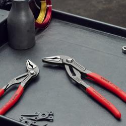 Knipex Cobra® ES Wasserpumpenzange extra-schlank mit rutschhemmendem Kunststoff überzogen grau atramentiert 180 mm (SB-Karte/Blister) Nr. 87 51 180 SB