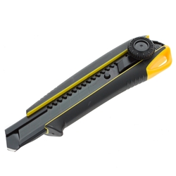 Driver Cutter 18 mm 13 Razar black Klingen Auto Lock Nr. DC560RB13 (Tajima)