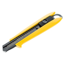 Driver Cutter 18 mm 1 Razar black Klinge Auto Lock, 1K Griff Nr. DC500YB (Tajima)