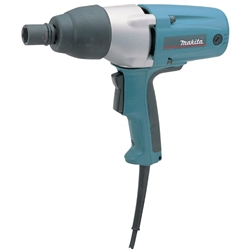 Makita Schlagschrauber TW0350J 400 Watt, Drehmoment hart 350 Nm, Werkzeugaufnahme 1/2 zoll vierkant, Gewicht 3,0 kg, im MAKPAC Gr.2