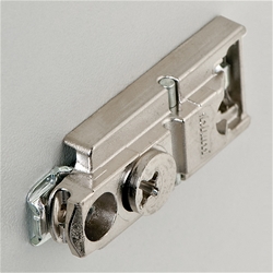 Blum CLIP Montageplatte (20/32), gerade, 0mm Distanz, zum Schrauben, HV: Exzenter (±2mm), Stahl, vernickelt (VE:500) Nr. 175H3100